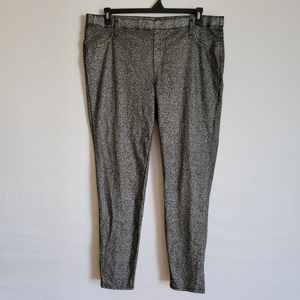 Black with Silver Metallic Abstract Pattern Pants | Faded Glory Size XXL